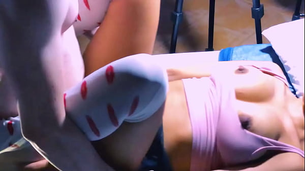 La estudiante seduce al profesor y se lo folla en el baño del colegio durante el recreo.